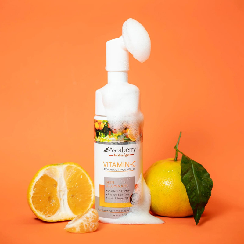 Asta Berry Vitamin C Foaming Face Wash For Skin Brightening - 150 ML